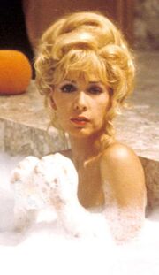 StellaStevens CasinoOfGold2