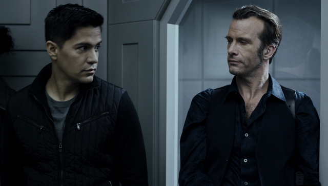 File:S01E03-Havelock and Miller.png