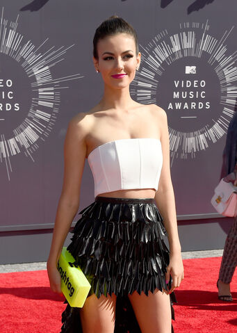 File:Victoria justice 013.jpg