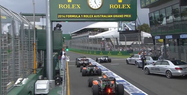 File:Australia2014 Q1start.jpg