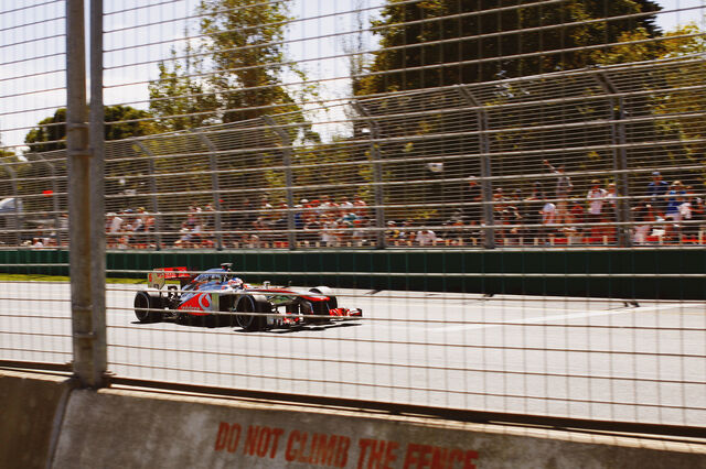 File:Button 2013 Australia FP1.jpg