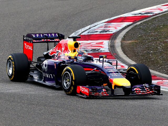 File:Red Bull RB10.jpg