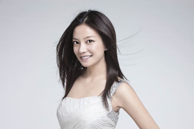 File:赵薇 2010.jpeg