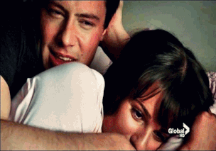 Finchel-3-S03-E13-Heart-finn-and-rachel-29076959-500-350.gif