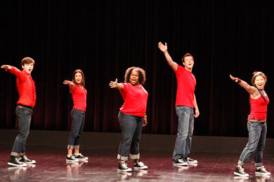 GleeHighlight-Trailer1