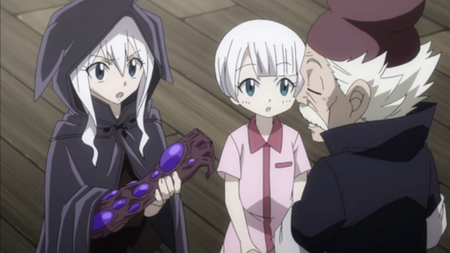 Fichier:Mirajane montre son bras à Makarof.png