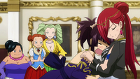 Kagura hugged by Erza