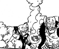 Macao y Wakaba durante el combate contra Alvarez.png