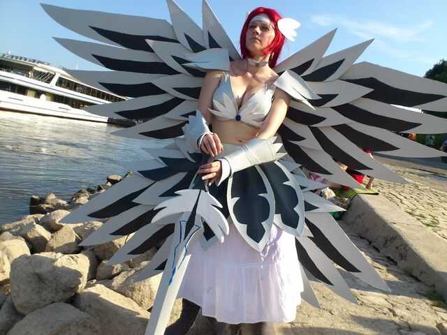 File:ErzaHeavenCosplay.jpg