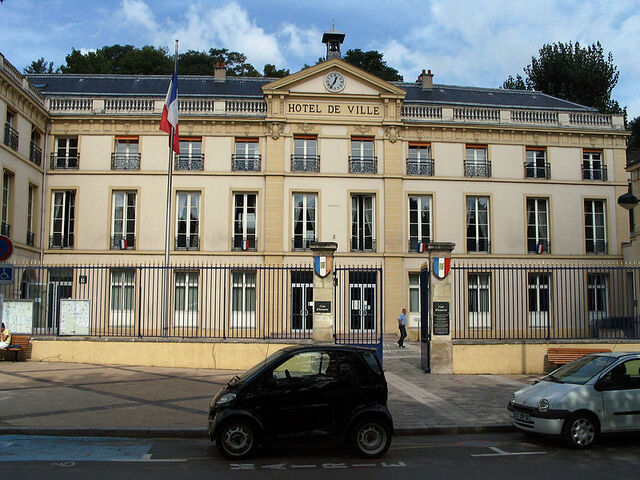 Fichier:Sèvres.jpg