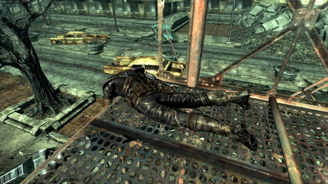 File:Explosives note mercenary.jpg