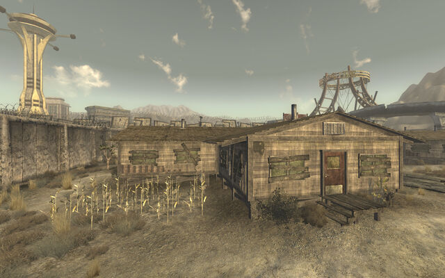 File:Caravaneer barracks.jpg