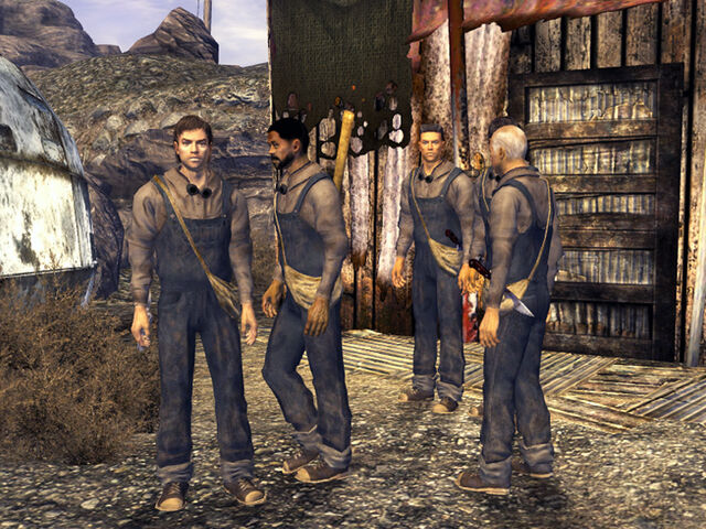 File:Quarry worker.jpg