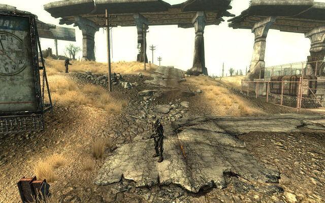 File:Enclave-Wheaton-Gate.jpg