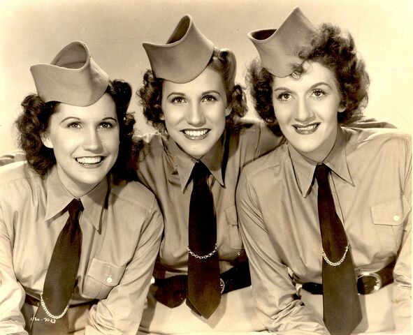 File:The-andrew-sisters-05.jpg