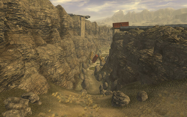 File:Crescent Canyon East.jpg