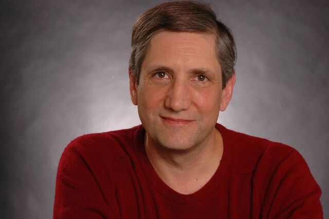 File:StephenRussell.jpg