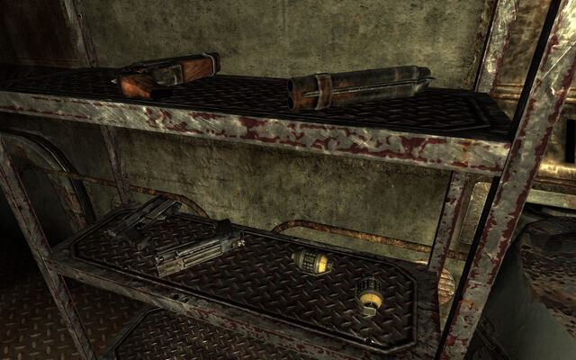 File:Fairfax tunnels weapon cache1.jpg