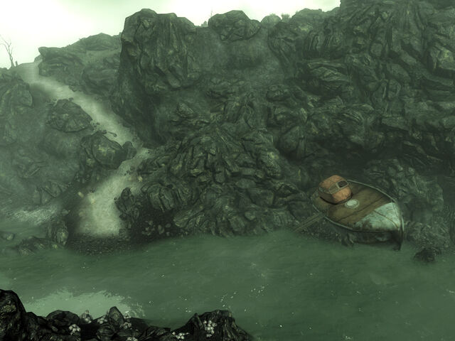 File:Wrecked Seatub.jpg
