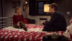 S24 E091 038