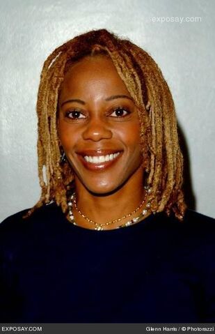 File:Debra-wilson-balls-o-fire-celebrity-bowling-tournament-s3QpEv.jpg
