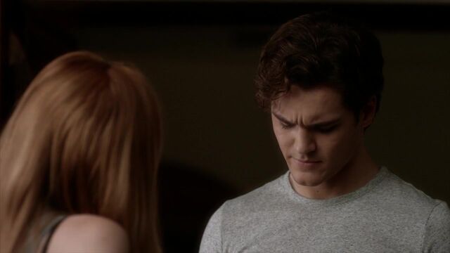 File:Famous.in.Love.S01E01.720p.HDTV.x264-FLEET 1352.jpg