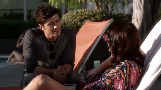 File:Famous.in.Love.S01E01.720p.HDTV.x264-FLEET 0932.jpg