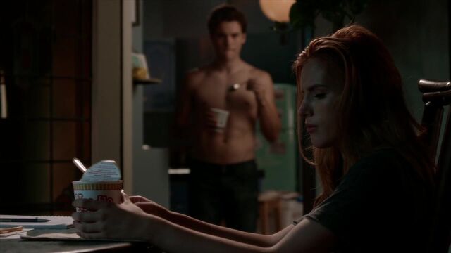 File:Famous.in.Love.S01E01.720p.HDTV.x264-FLEET 1216.jpg