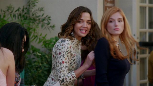 File:Famous.in.Love.S01E01.720p.HDTV.x264-FLEET 0415.jpg