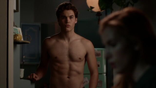 File:Famous.in.Love.S01E01.720p.HDTV.x264-FLEET 1229.jpg