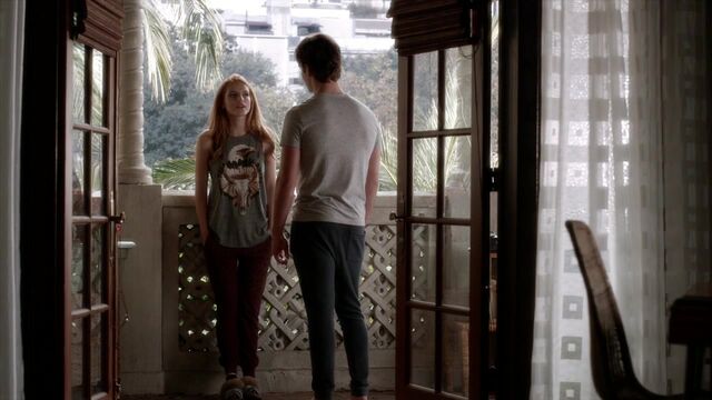 File:Famous.in.Love.S01E01.720p.HDTV.x264-FLEET 1338.jpg