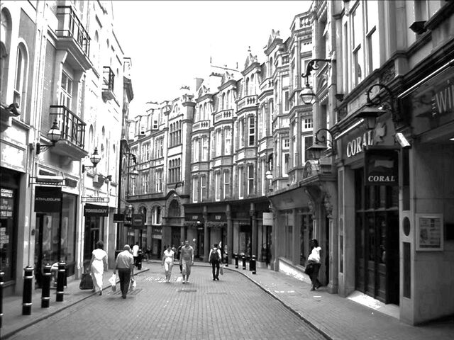 File:Avenir Elven Street.jpg