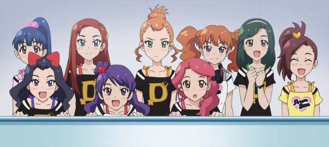 File:Puretty and prizmmy look serenon.jpg