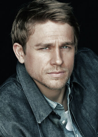 File:CharlieHunnam.jpg