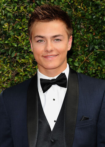 File:PeytonMeyer.jpg