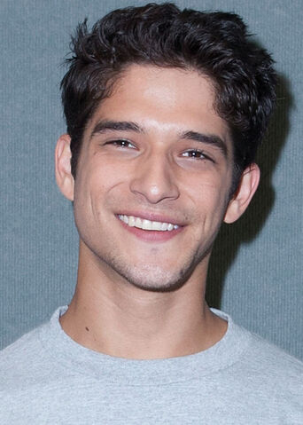 File:TylerPosey.jpg