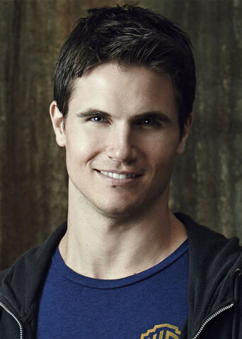File:RobbieAmell.jpg