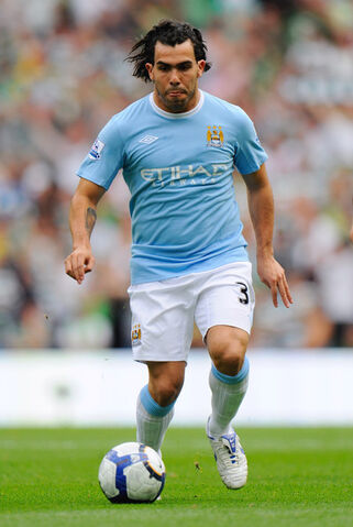 Archivo:CarlitosAlbertoMartínezTevezManchesterCity2009.jpg