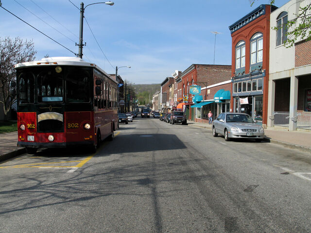 File:MainStreetSouth.jpg