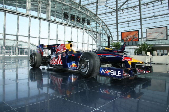 File:Red Bull RB5.jpg