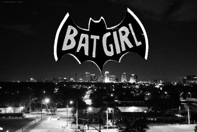 Archivo:Batgirl-marria-jms.jpg