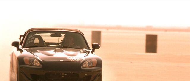 File:2000 Honda S2000-01.jpg