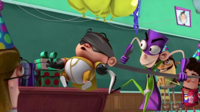 File:Fanboy blindfolds chum chum.jpg
