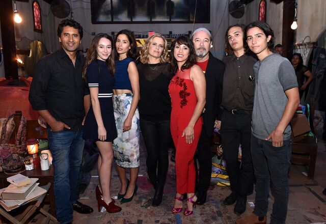 File:FTWD Main Cast S1.jpg