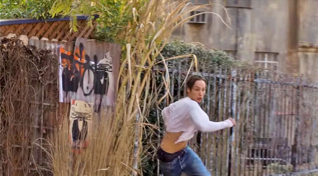 File:Fear-the-walking-dead-promo.jpg