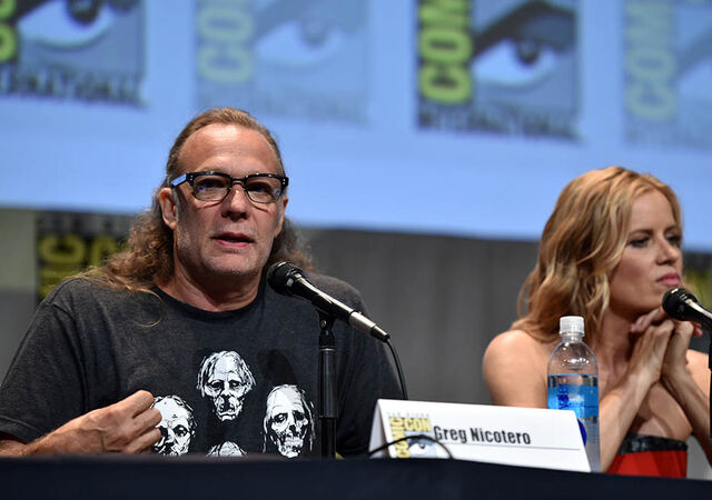 File:Greg Nicotero SDCC2015.jpg