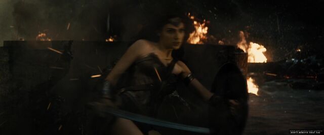 File:Batman v Superman Dawn of Justice 2016 Ultimate Edition 1080p WEB-DL DD5 1 H264-RARBG 13025.jpg
