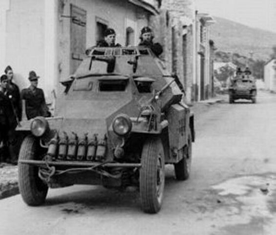 Файл:Sd.kfz.222-4.jpg