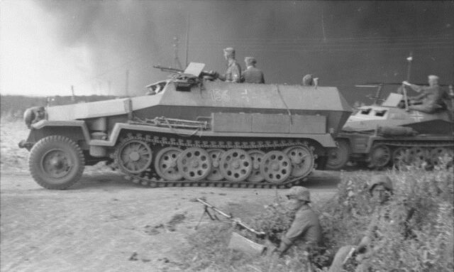 File:Vehicle sdkfz251 93.jpg