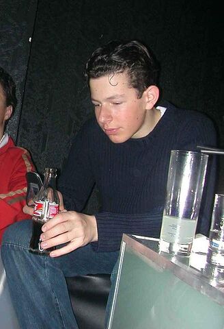 Bestand:Advertising Coca Cola.jpg